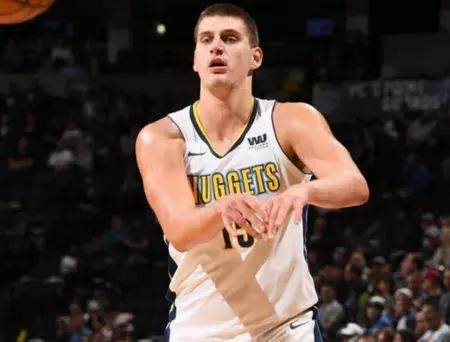 四川女篮不 四川女篮不