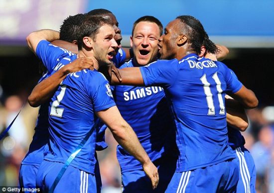 她不断参加 她不断参加